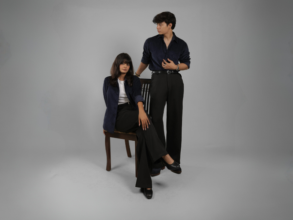 INTRODUCING THE SIGNATURE-V PANTS. DESIGNED TO FLOW.