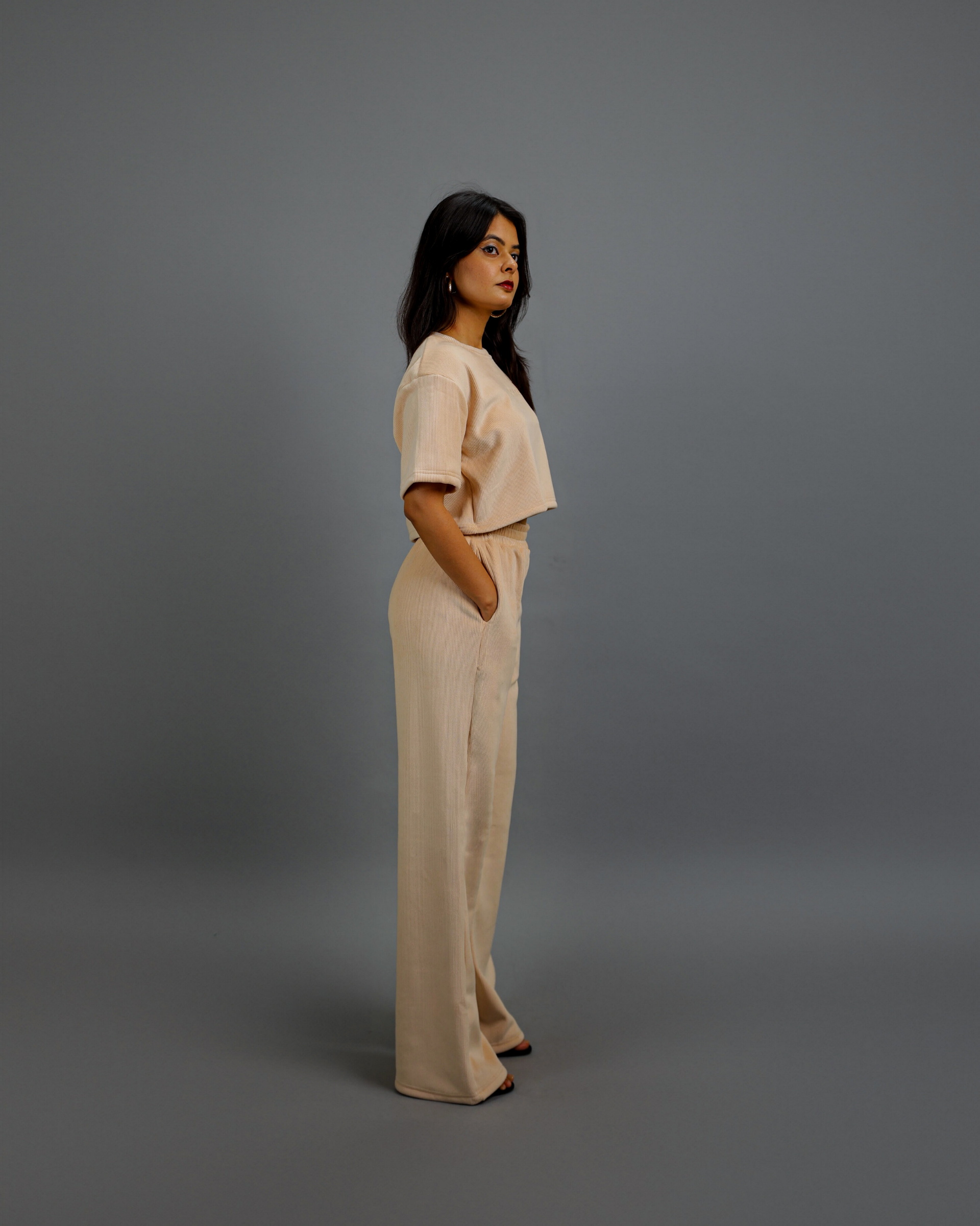 Champagne Oversized Cropped T-Shirt