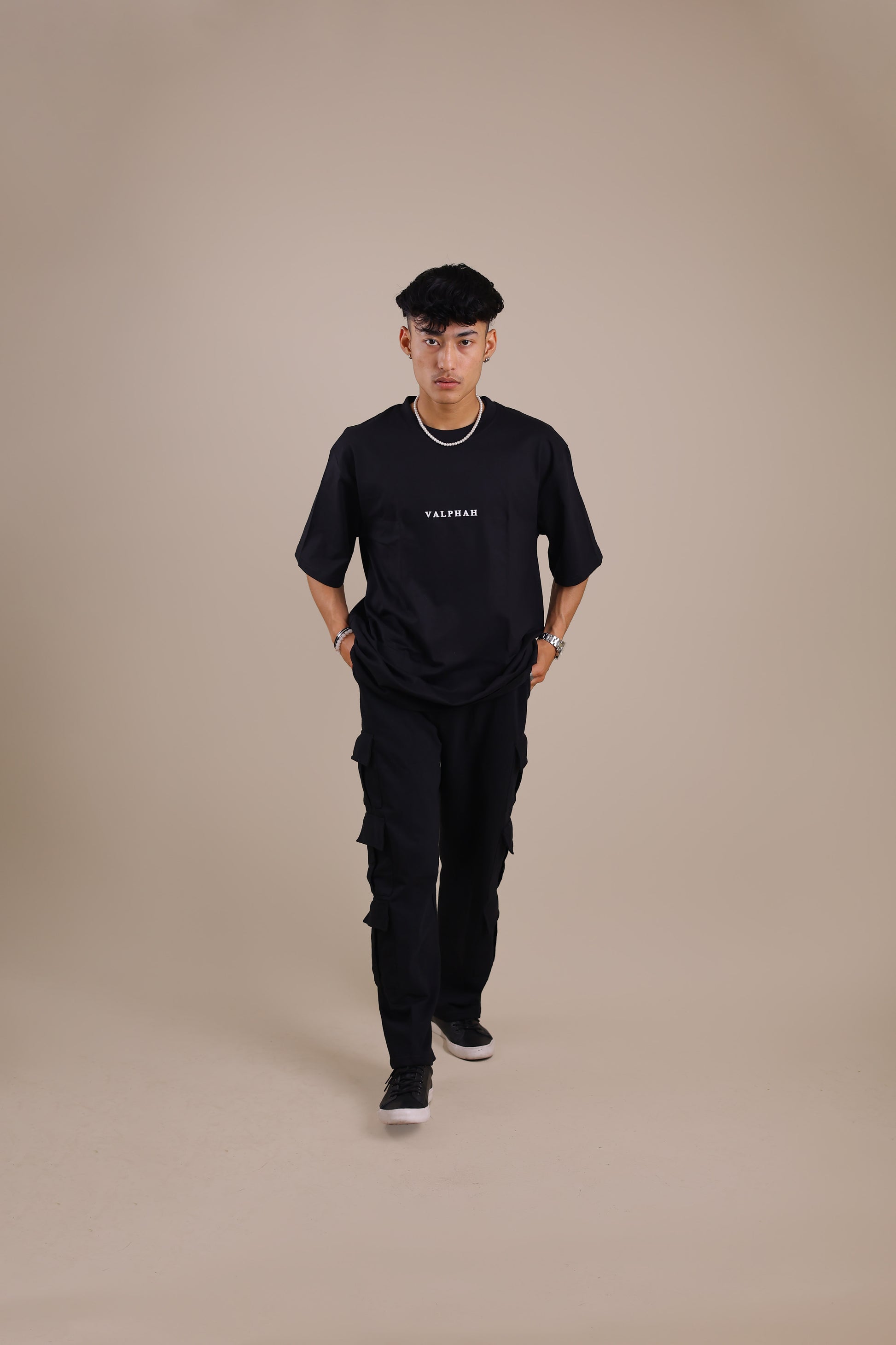 Noir Cargo Pants - Valphah