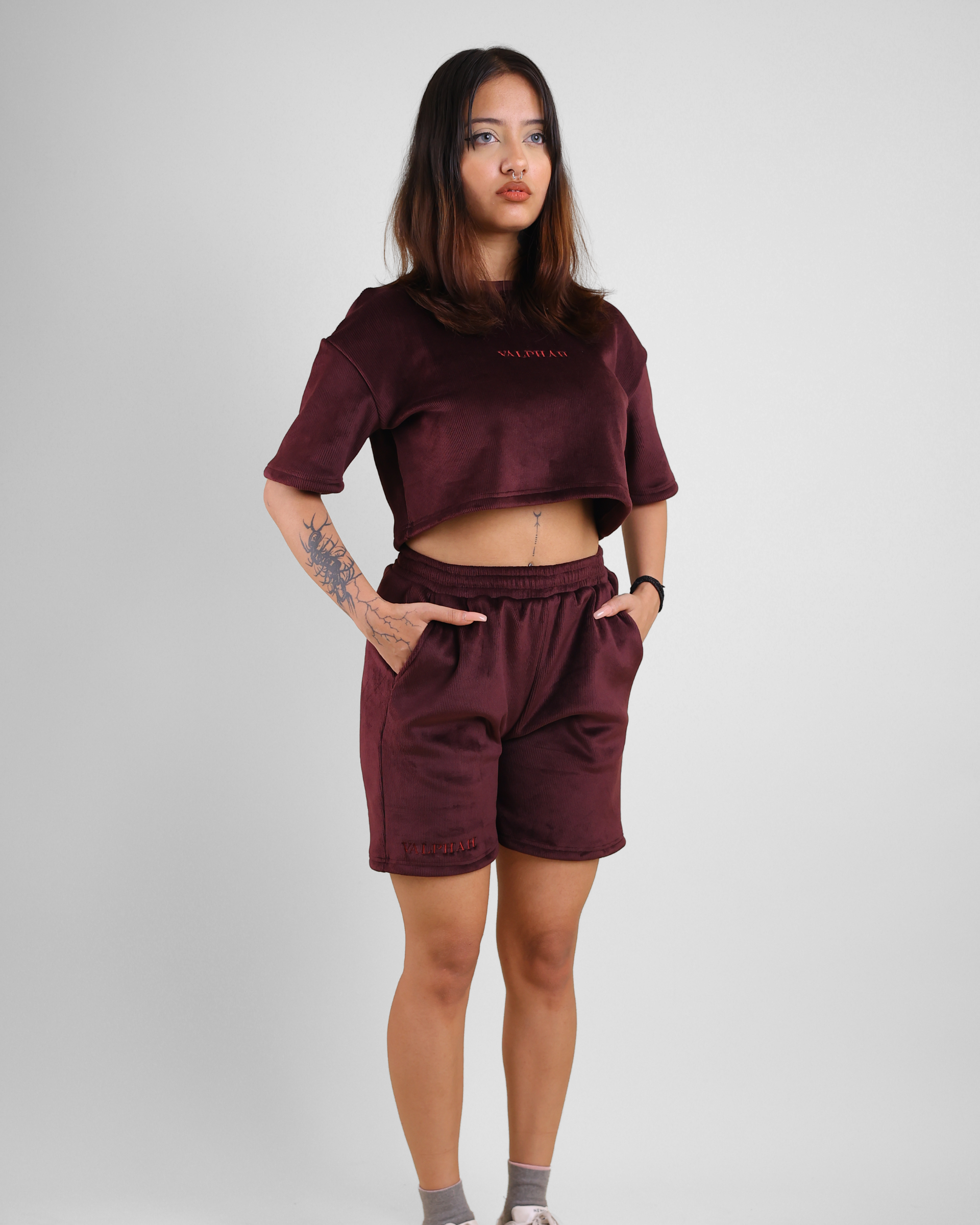 D-Wine Oversized Cropped T-Shirt