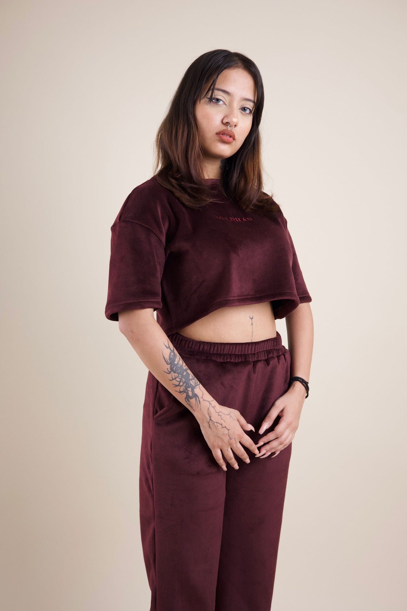 D-Wine Oversized Cropped T-Shirt - Valphah - 